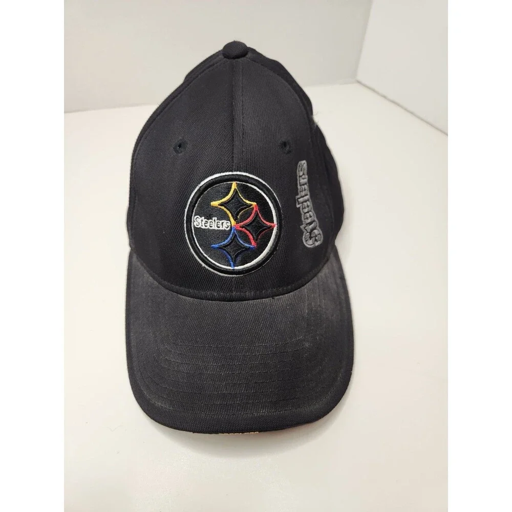 Pittsburgh Steelers Hat Cap Fitted OSFA NFL Football Black Logo Reebok‎